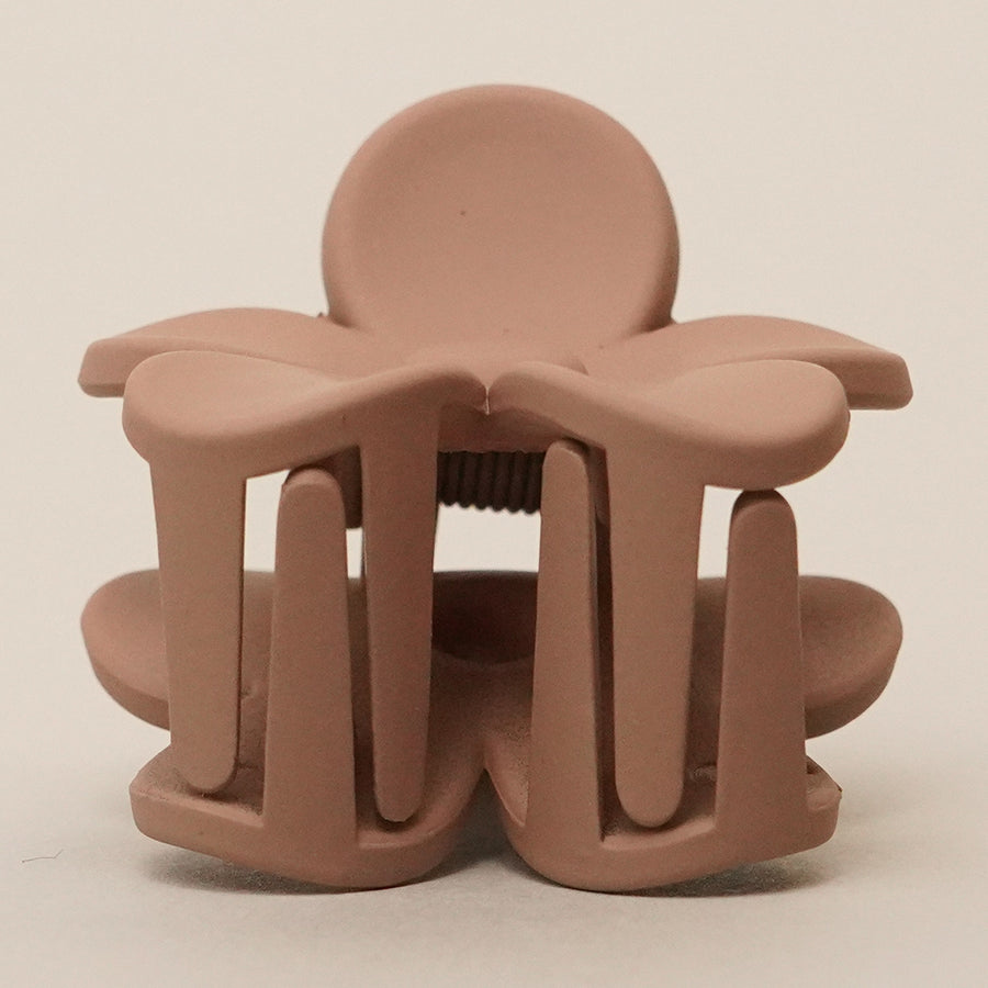 Small Flower Shaped Claw Clip