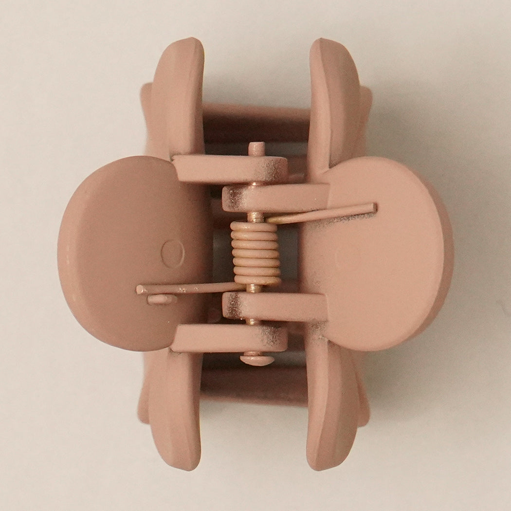 Small Flower Shaped Claw Clip